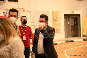 Asamblea local del PSOE de Telde, este miércoles en el terrero de lucha de Lomo Cementerio/Antonio Alí.