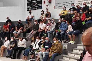 Asamblea local del PSOE de Telde, este miércoles en el terrero de lucha de Lomo Cementerio/Antonio Alí.