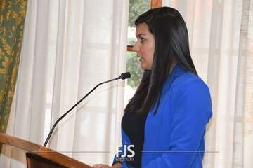 Lectura del manifiesto por Carla Demetrio en el Pleno de Telde de este martes/TA.