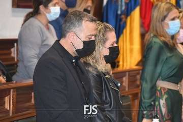 Lectura del manifiesto por Carla Demetrio en el Pleno de Telde de este martes/TA.