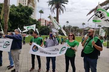 Telde en las protestas de CSIF y Jupol para denunciar la pérdida del poder adquisitivo de los funcionarios/TA.