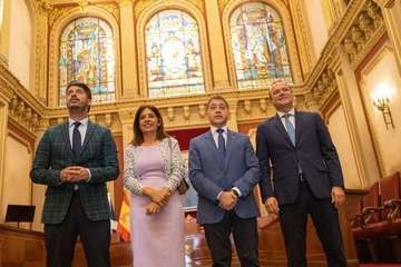 Reunión del grupo de las cuatro grandes ciudades canarias/TA.