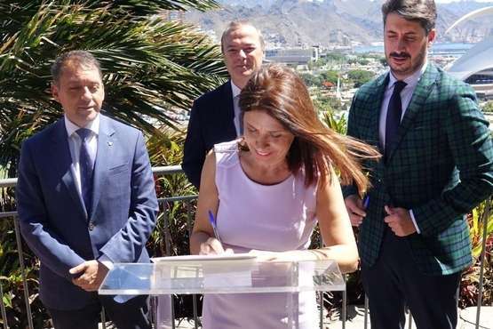 Reunión del grupo de las cuatro grandes ciudades canarias/TA.