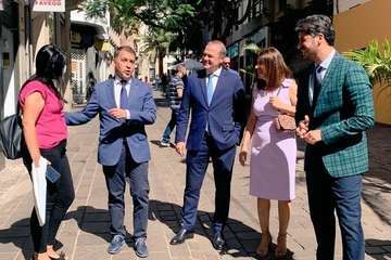 Reunión del grupo de las cuatro grandes ciudades canarias/TA.