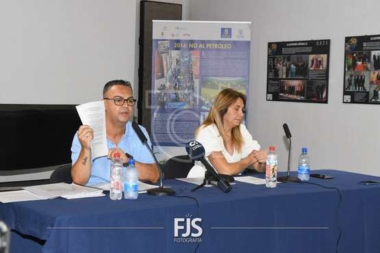 Rueda de prensa de los concejales Agustín Déniz y Soledad Hernández/Francisco Javier Santana.