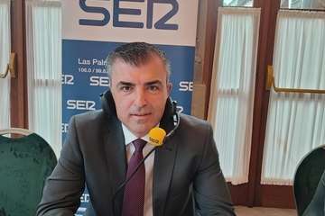 El PP de Telde arropa a su presidente regional en el encuentro SER Canarias/TA y Acfi Press.