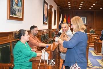 Pleno extraordinario para tomar conocimiento de la dimisión del edil Agustín Déniz/Francisco Javier Santana.