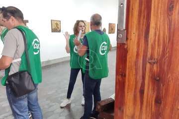 Representantes sindicales de CSIF se concentraron ante las puertas del Ayuntamiento para exigir a Función Pública el nombramiento de un interventor/TA.