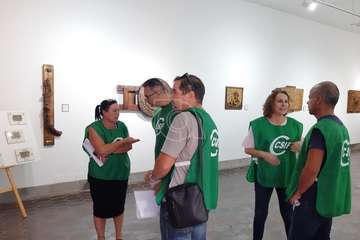 Representantes sindicales de CSIF se concentraron ante las puertas del Ayuntamiento para exigir a Función Pública el nombramiento de un interventor/TA.