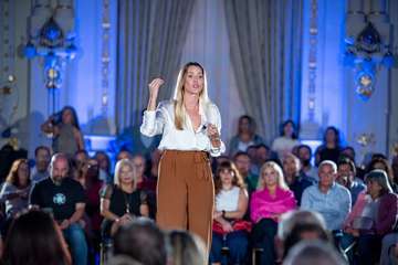 Al acto de presentación de Pablo Rodríguez asistieron más de 500 personas/TA y Acfi Press.