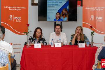 Charla en la sede del PSOE de Telde sobre los servicios sociales/PSOE Telde.