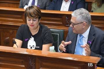 Telde reitera su repulsa a la violencia machista/FJS Fotografía.