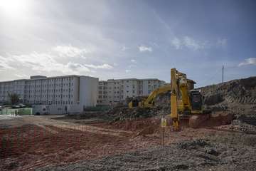 Acto de colocación de la primera piedra de las obras de ampliación de la Residencia Mixta de Taliarte/TA.