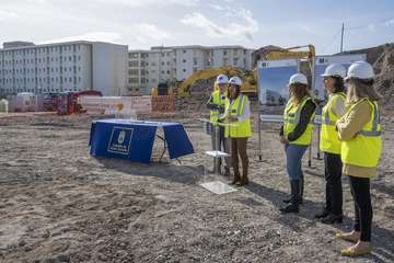 Acto de colocación de la primera piedra de las obras de ampliación de la Residencia Mixta de Taliarte/TA.