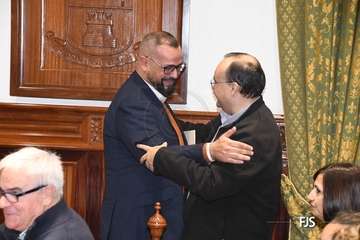  Benjamín Ramírez, el primer sacerdote que alza la voz en el Pleno de Telde contra la lacra machista/fFJS Fotografía.
