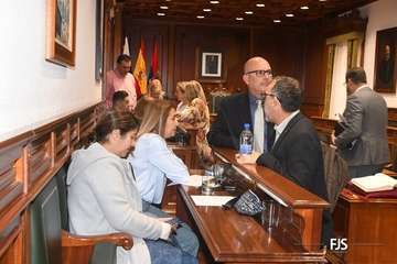  Benjamín Ramírez, el primer sacerdote que alza la voz en el Pleno de Telde contra la lacra machista/fFJS Fotografía.