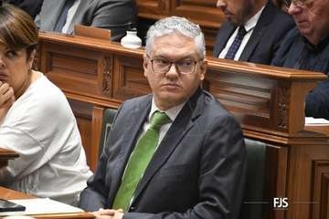 El Pleno aprueba por unamidad como institucional una moción de NC sobre la eliminación de la tercera pista de Gando/FJS Fotografía.