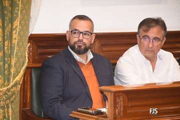 El Pleno aprueba por unamidad como institucional una moción de NC sobre la eliminación de la tercera pista de Gando/FJS Fotografía.
