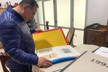 Entre Amigos regala un naife al PP canario/TA.