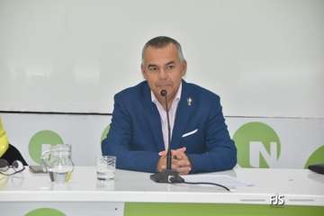 Álvaro Monzón presenta su vinculación al proyecto político de Nueva Canarias como independiente/TA.