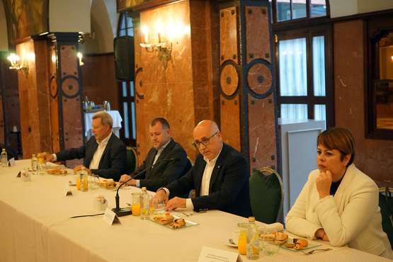 Morales (NC) anuncia su candidatura a la presidencia del Cabildo de Gran Canaria/TA y Acfi Press.