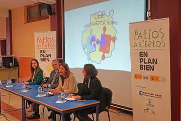 La ministra de Sanidad ha presidido esta mañana en Telde el acto de presentación de la iniciativa â€˜Patios Abiertos-En Plan Bienâ€™/Acfi Press.