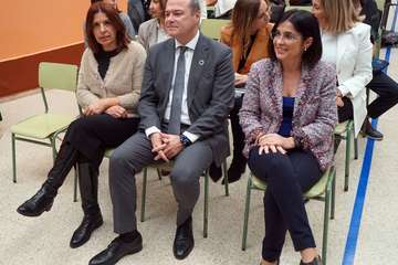 La ministra de Sanidad ha presidido esta mañana en Telde el acto de presentación de la iniciativa â€˜Patios Abiertos-En Plan Bienâ€™/Acfi Press.