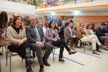 La ministra de Sanidad ha presidido esta mañana en Telde el acto de presentación de la iniciativa â€˜Patios Abiertos-En Plan Bienâ€™/Acfi Press.