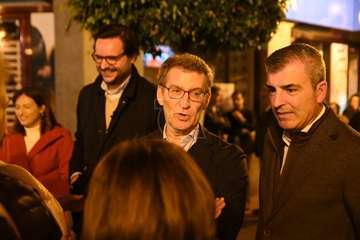 Feijóo en Los Llanos de Telde/Antonio Alí, TA y Francisco Javier Santana.