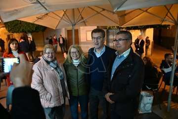 Feijóo en Los Llanos de Telde/Antonio Alí, TA y Francisco Javier Santana.