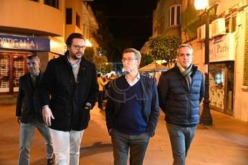 Feijóo en Los Llanos de Telde/Antonio Alí, TA y Francisco Javier Santana.
