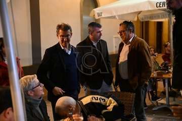 Feijóo en Los Llanos de Telde/Antonio Alí, TA y Francisco Javier Santana.