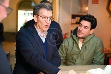 Feijóo en Los Llanos de Telde/Antonio Alí, TA y Francisco Javier Santana.