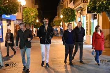 Feijóo en Los Llanos de Telde/Antonio Alí, TA y Francisco Javier Santana.