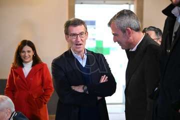 Feijóo en Los Llanos de Telde/Antonio Alí, TA y Francisco Javier Santana.