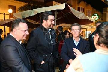 Feijóo en Los Llanos de Telde/Antonio Alí, TA y Francisco Javier Santana.