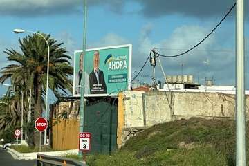 Los partidos políticos de Telde comienzan a retirar su cartelería de las vallas publicitarias para no incurrrir en un delito electoral/TA.