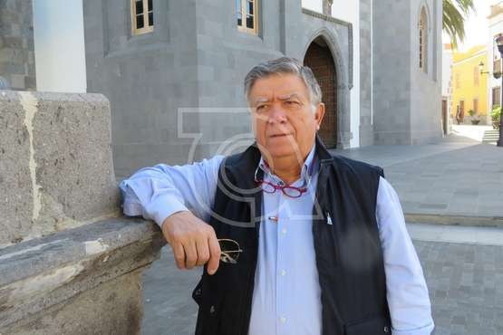 Máximo Riol, escultor y presidente del Círculo Cultural de Telde (Foto TA)