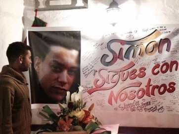 Homenaje de amigos y familiares al fallecido Simón Herrera (Foto TA)