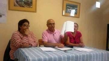 Un momento de la rueda de prensa donde el colectivo anunció las medidas cautelares de la Justicia  (TA)