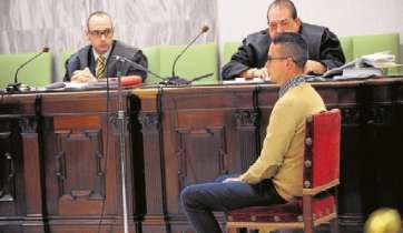 El condenado durante el juicio (Juan Carlos Alonso/C7)