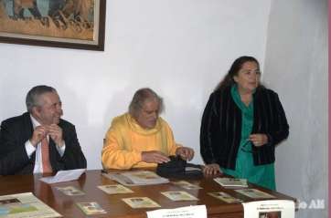 Momento del acto de esta noche (Foto Antonio Alí)