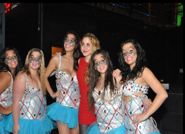 Uno de los grupos que participó en la gala (Foto Teldeenfiestas)