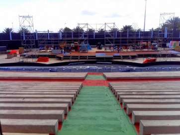Montaje del escenario del Carnaval 2014 (Foto F. J. Santana)