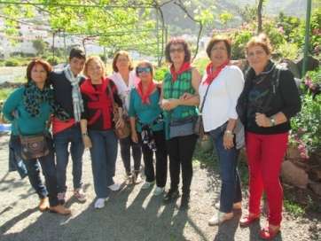 Miembros del colectivo vecinal (Foto TA)