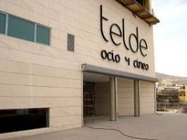 Fachada principal de los Multicines de Arnao, en Telde (Foto TA)