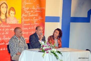 El pregonero, en un momento de la lectura de su texto (Foto Antonio Alí)