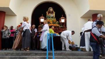 Momento de la ofrenda (Foto TA)