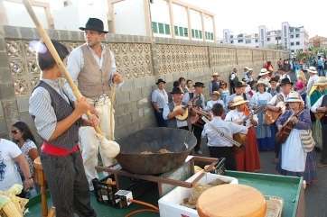Imagen de archivo de una romería en Marpequeña (Foto TA)