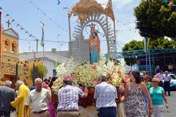 Momento de la procesión (Foto Antonio Alí)